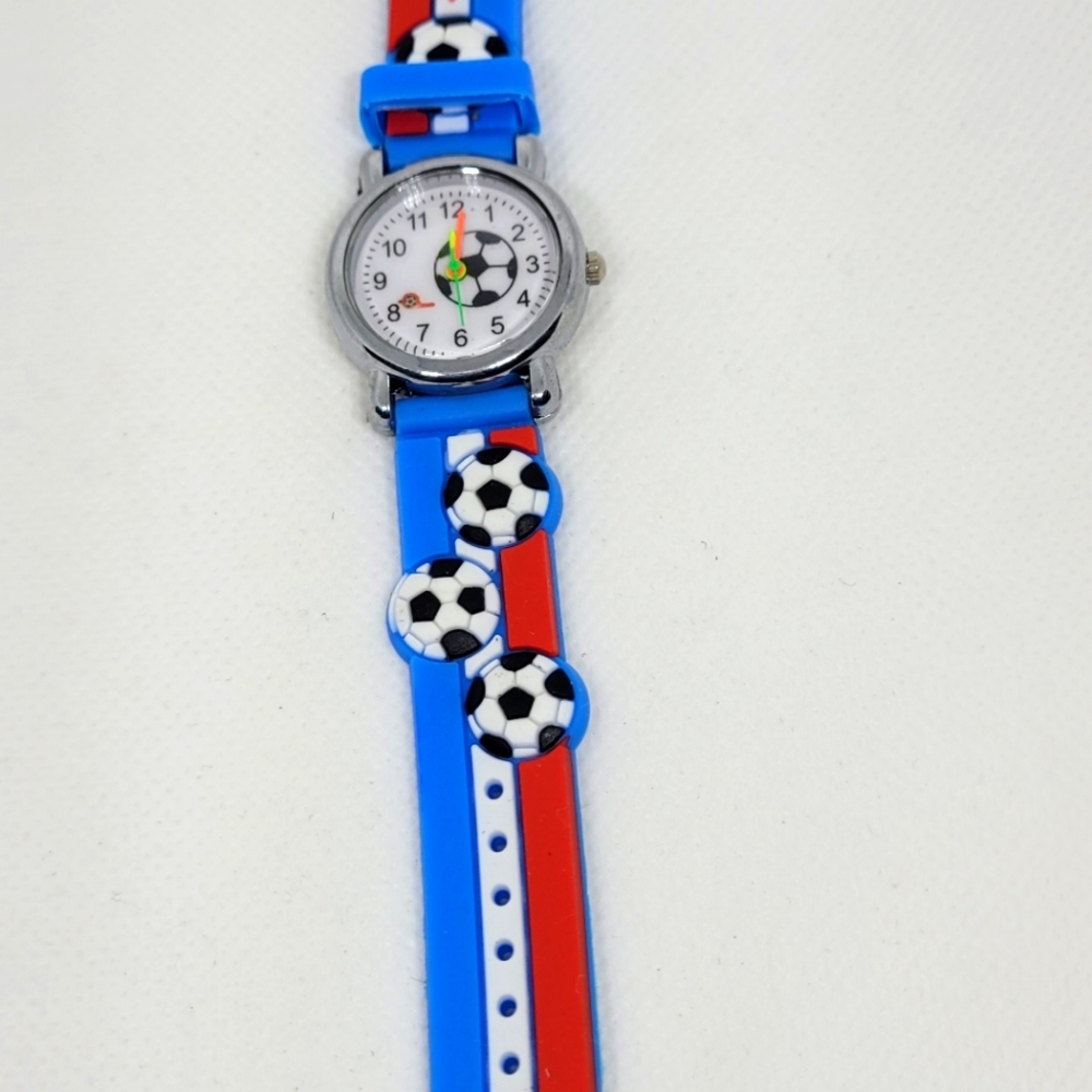 ✂️✂️ New Kids Soccer Watch